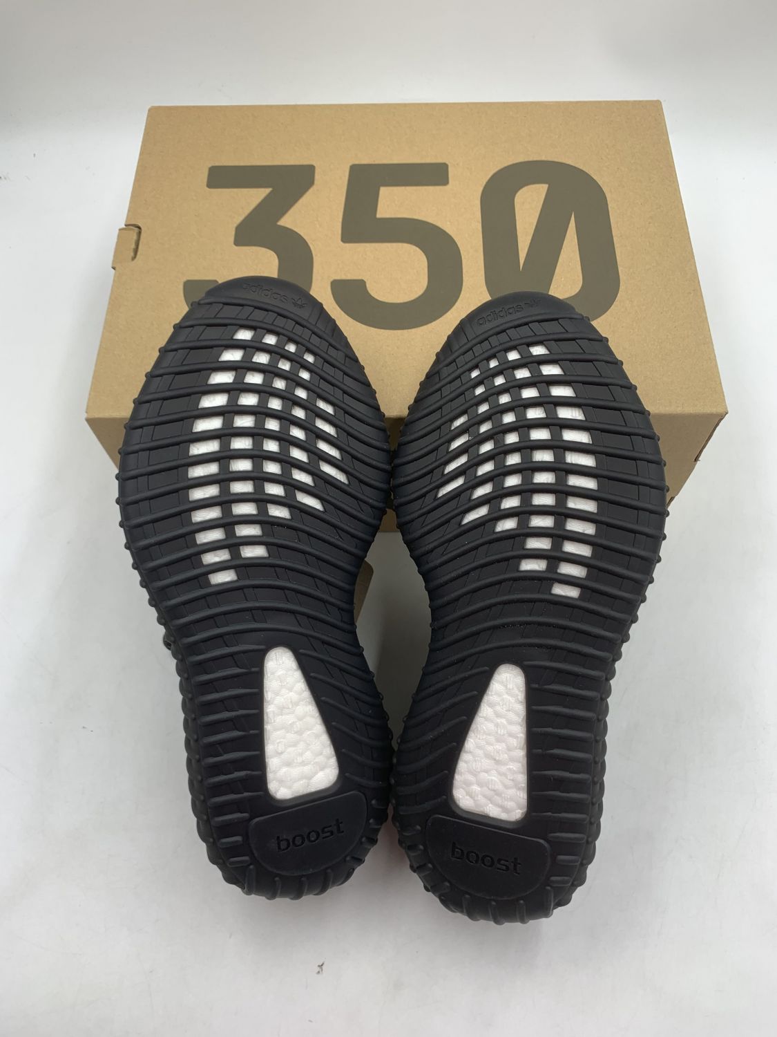 Adidas yeezy outlet static sole supplier