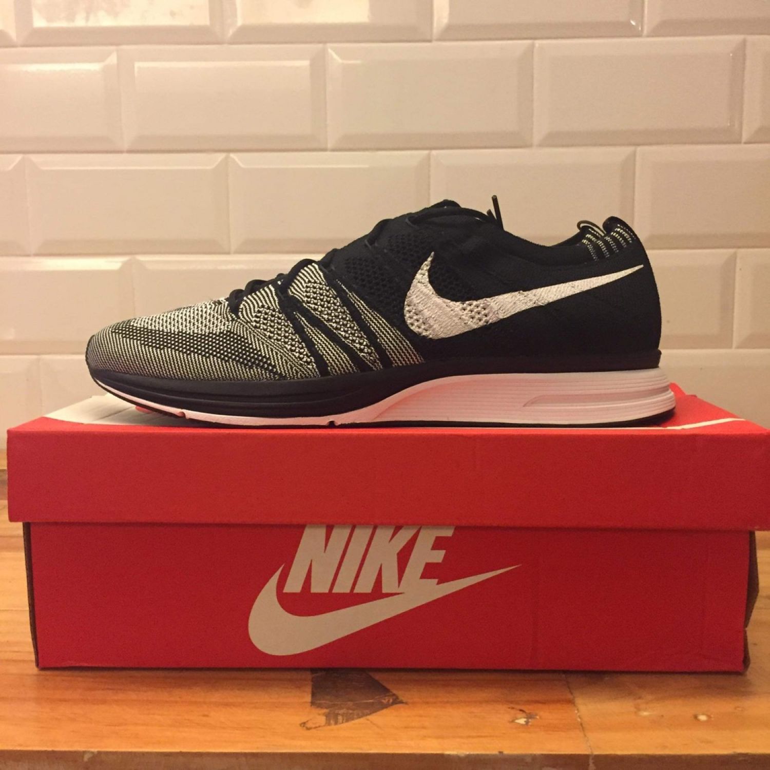 Flyknit oreo trainer best sale