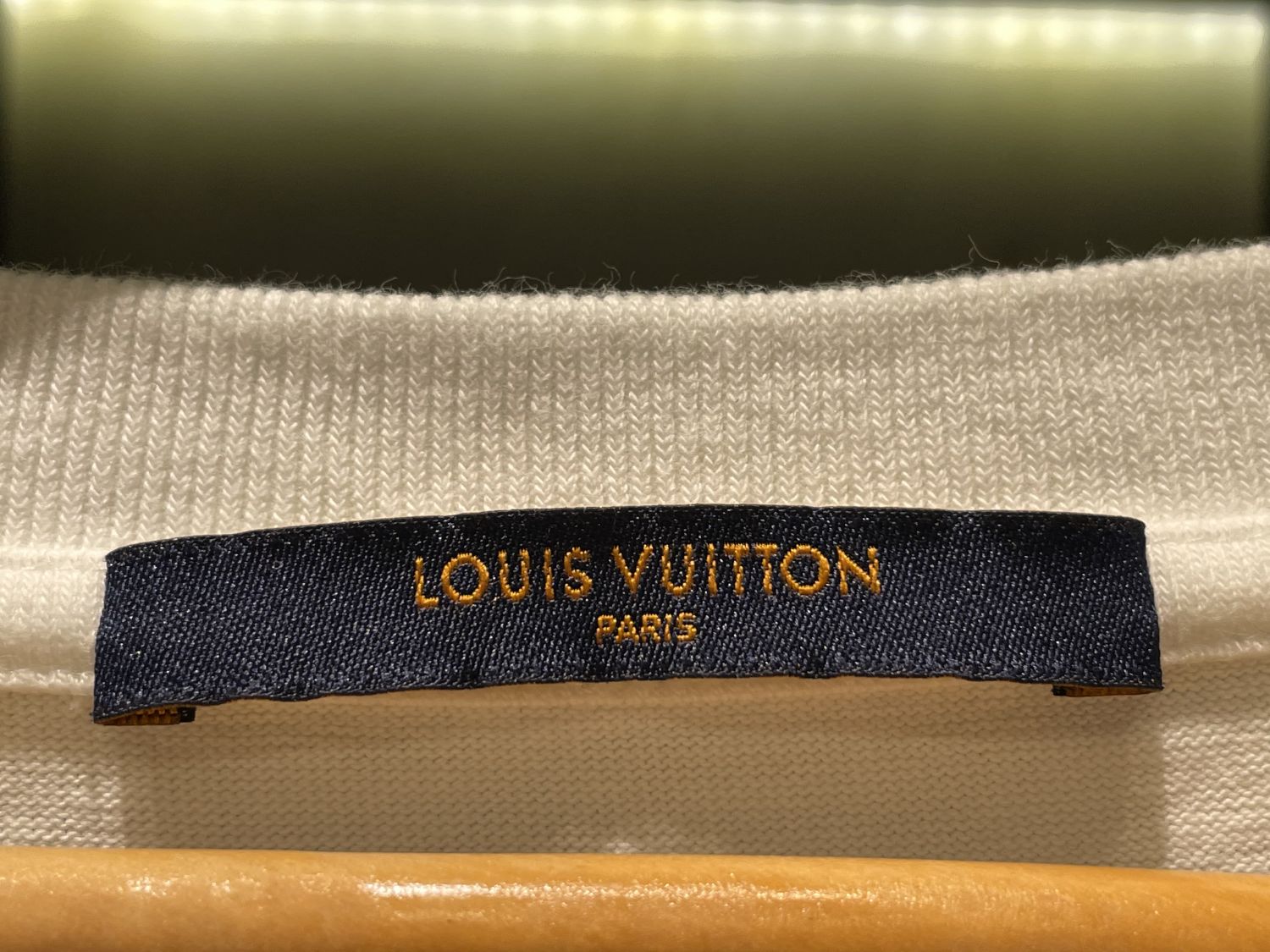 Louis Vuitton Pendant Embroidery T-Shirt, Luxury, Apparel on Carousell