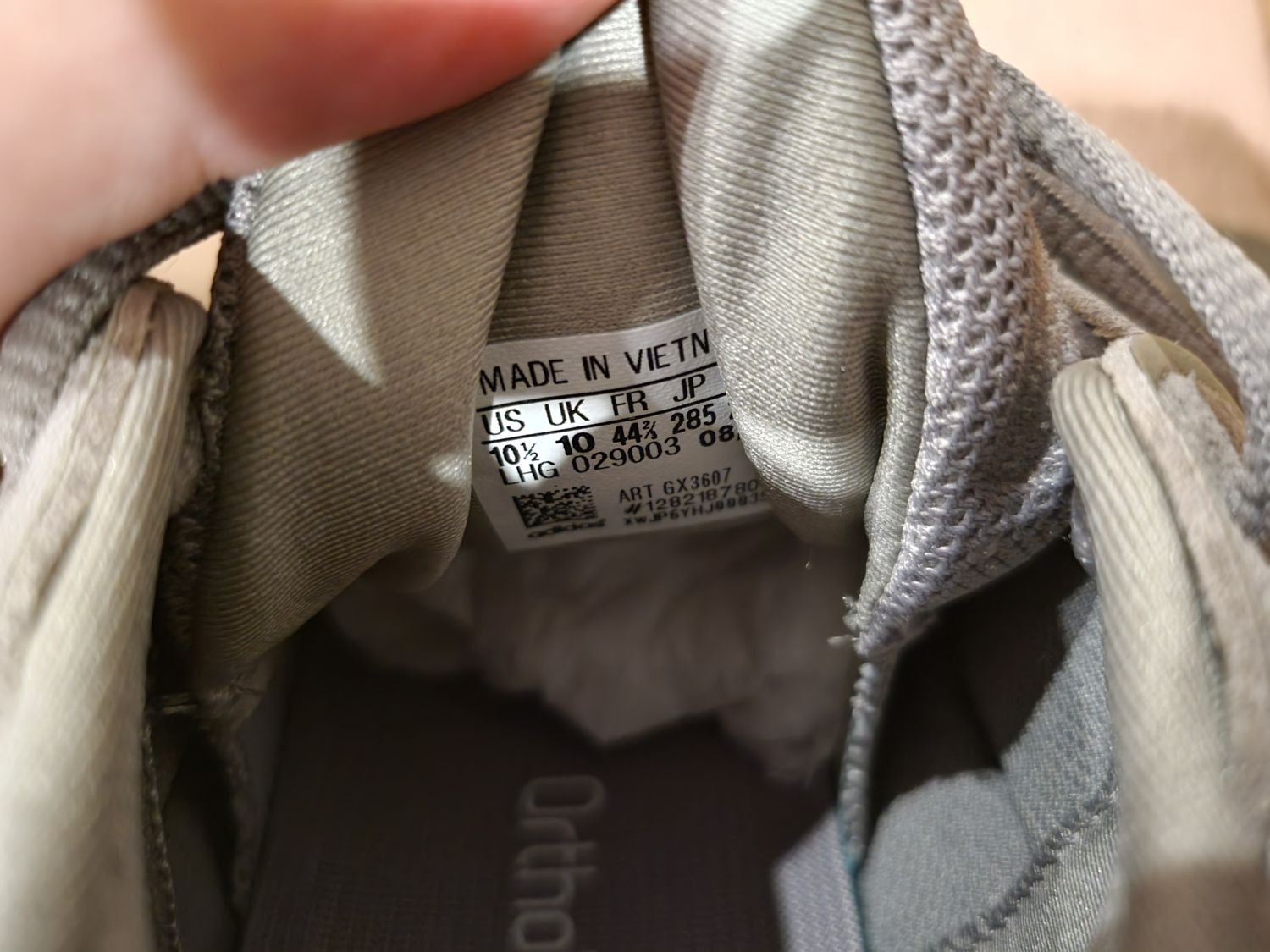 Ape sales 77901 yeezy