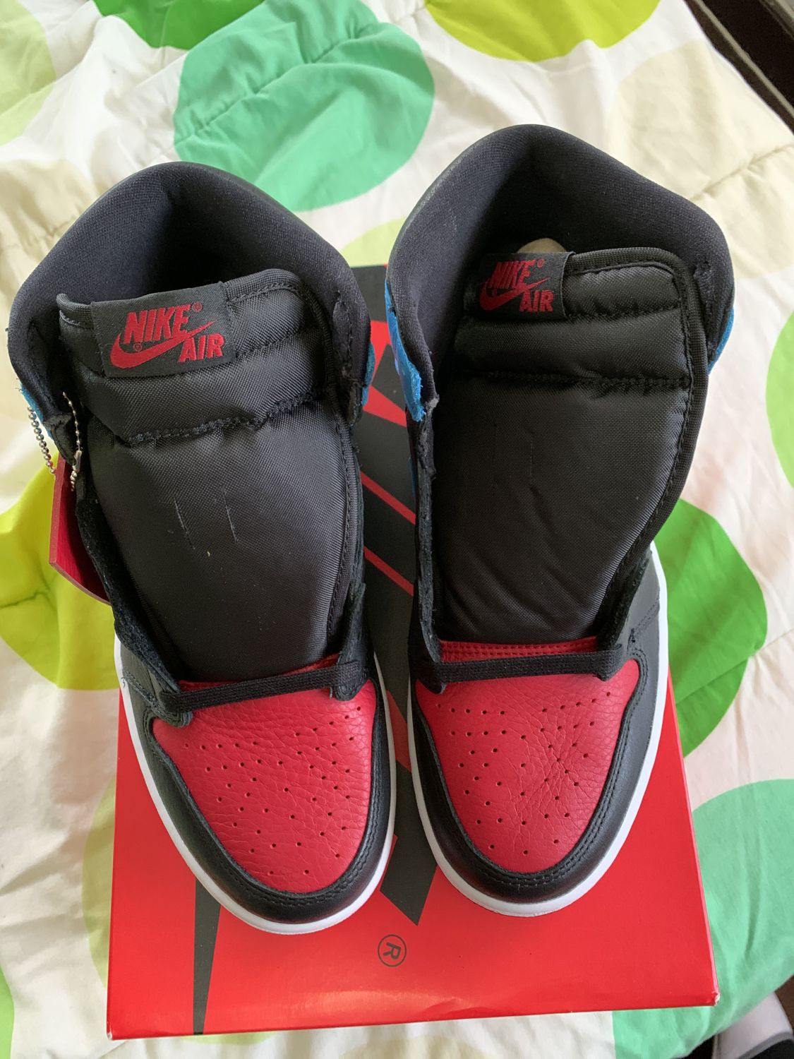 jordan 1 retro high nc to chi leather womens