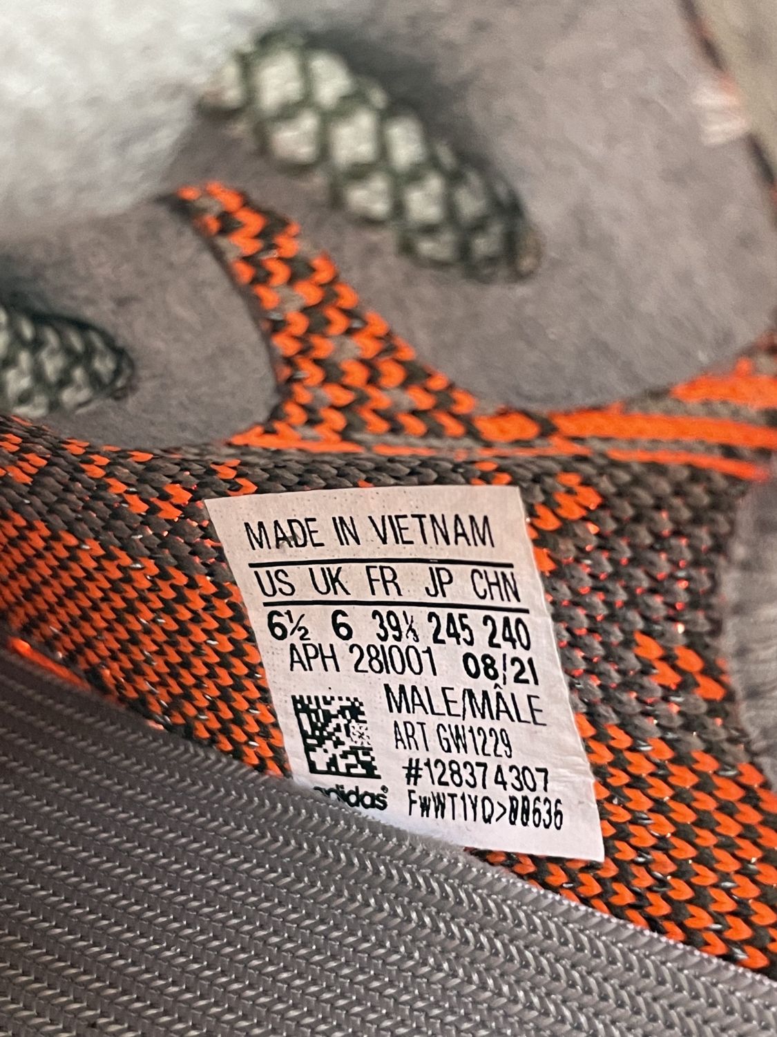 Yeezy beluga sample outlet