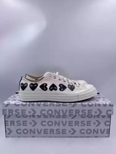 Cdg converse outlet black on feet